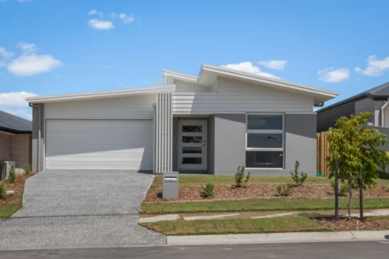 27 Hewing Place, Park Ridge, Qld 4125