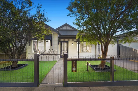 27 Hollington Crescent, Point Cook, Vic 3030