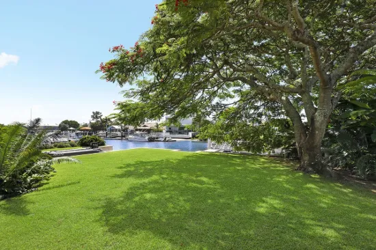 27 Kooringal Crescent, Buddina, Qld 4575