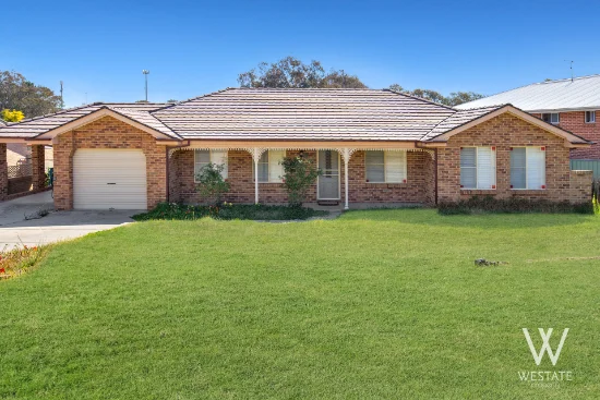 27 Kurumben Place, West Bathurst, NSW 2795