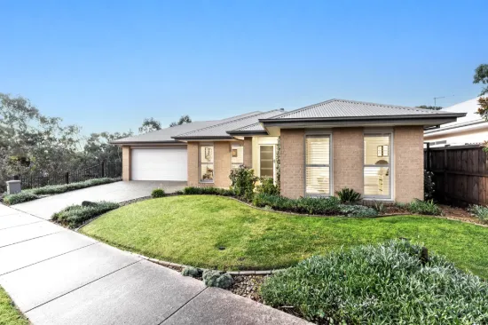 27 Lacombe Boulevard, Doreen, Vic 3754
