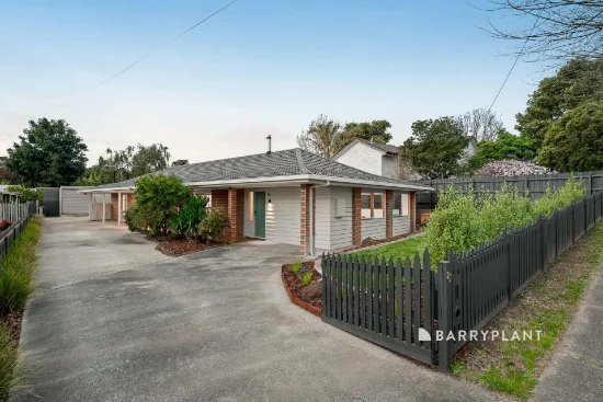 27 Lampard Road, Drouin, Vic 3818 - For Sale