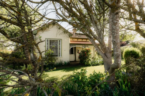 27 Lauriston Street, Kyneton, Vic 3444