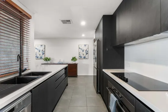 27 Lynton Terrace, Seaford, SA 5169-Image