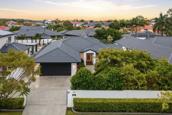 27 Maltravers Drive, Arundel, Qld 4214