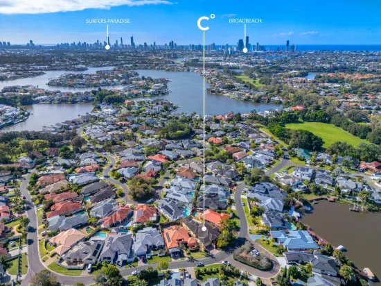 27 Martingale Circuit, Clear Island Waters, Qld 4226