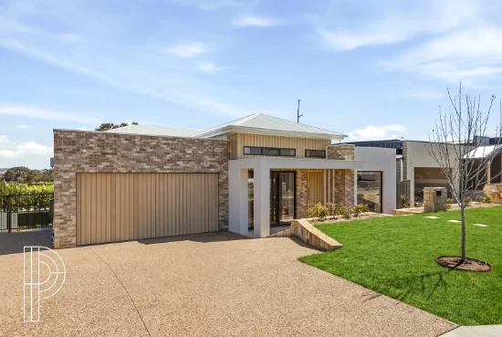 27 McCauley Avenue, Googong, NSW 2620