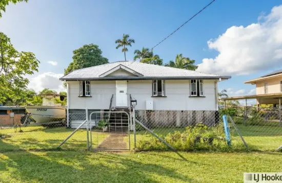 27 McQuillen Street, Tully, Qld 4854