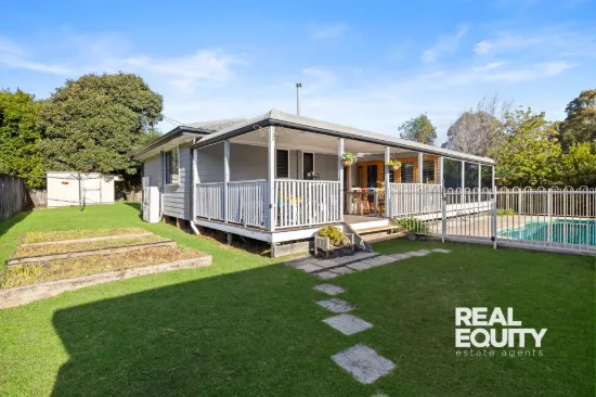 27 Miri Crescent, Holsworthy, NSW 2173