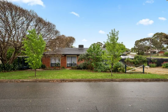 27 Misan Drive, Morphett Vale, SA 5162 - For Sale