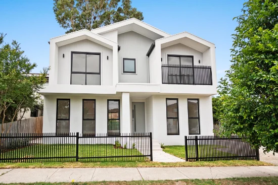 27 Monash Gardens, Pagewood, NSW 2035