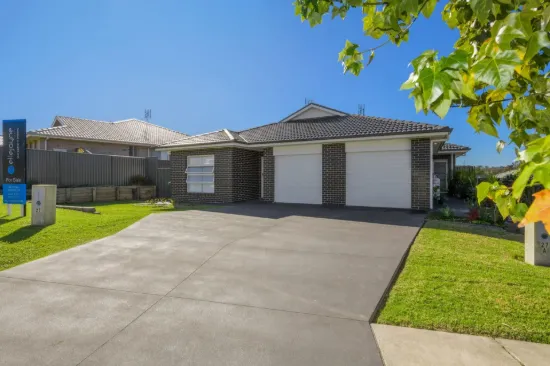 27 Mountain Ash Dr, Cooranbong, NSW 2265