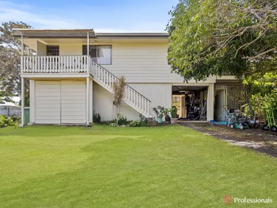 27 Nicholson Street, Emu Park, Qld 4710
