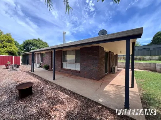 27 Nolan Drive, Kingaroy, Qld 4610
