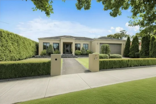 27 Ollerton Avenue, Newborough, Vic 3825