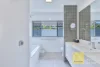27 Oxley Drive, Paradise Point QLD 4216-Image