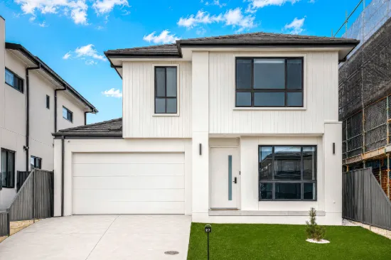 27 Parhelion Street, Austral, NSW 2179