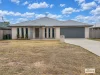 27 Racecourse Road, Miles, Qld 4415
