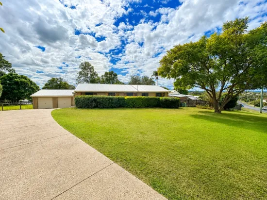 27 Rocklea Drive, Southside, Qld 4570