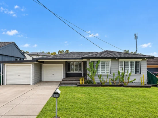 27 Rolfe Avenue, Kanwal, NSW 2259 - For Sale