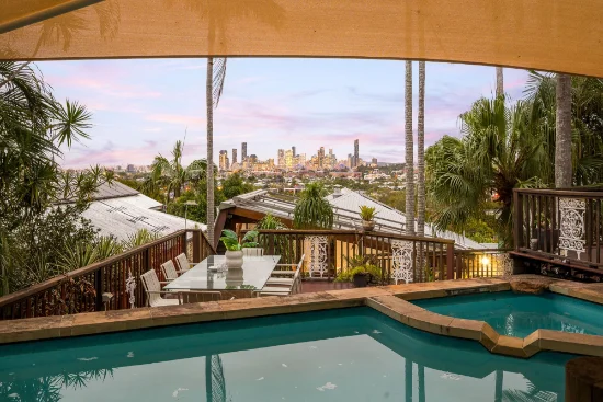 27 Ryan Avenue, Balmoral QLD 4171 - For Sale