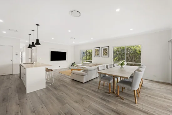 27 Sally Crescent, Nirimba, Qld 4551