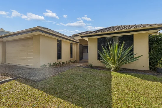 27 Sandhurst Crescent, Upper Coomera, Qld 4209 - For Rent