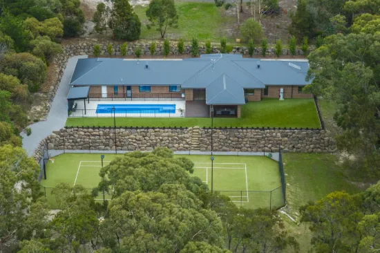 27 Scott Street, Macedon, Vic 3440