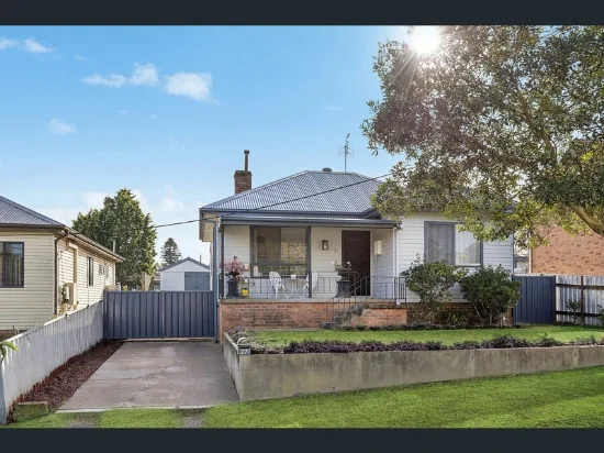 27 Second Avenue, Rutherford, NSW 2320