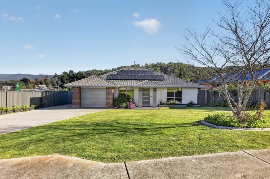 27 spring Grove, Latrobe, Tas 7307