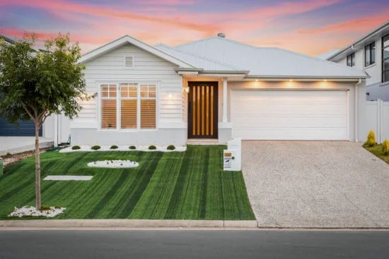 27 Superb Drive, Narangba, Qld 4504