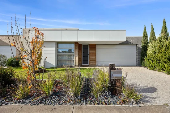 27 Taylor Street, Torquay, Vic 3228 - For Sale