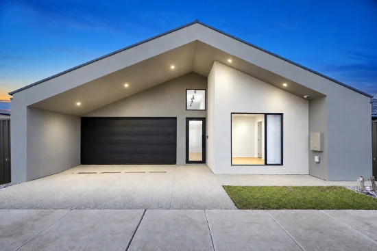 27 Turquoise Way, Mickleham, Vic 3064