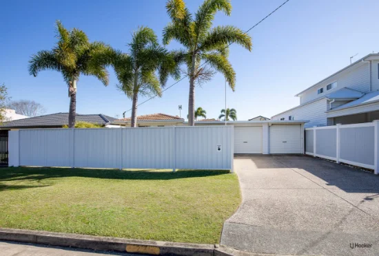 27 Twelfth Avenue, Palm Beach, Qld 4221 - For Rent