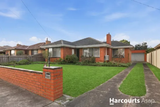 27 Waratah Drive, Dandenong North, Vic 3175