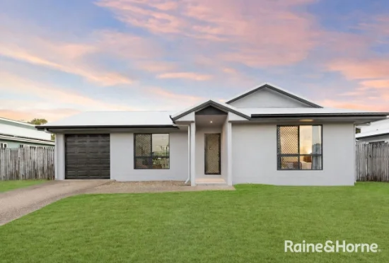 27 Wexford Crescent, Mount Low, Qld 4818
