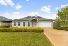 27 Wiveon Street, Gobbagombalin, NSW 2650