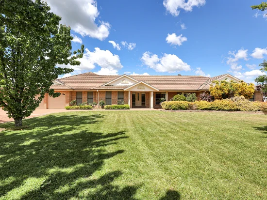 27 Woodside Drive, Moss Vale, NSW 2577