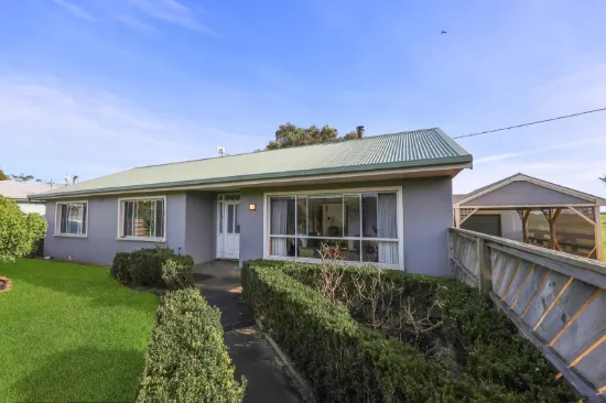 274 Princes Highway, Port Fairy, Vic 3284