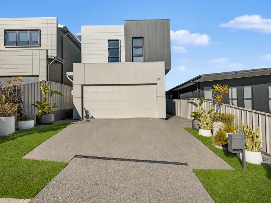 27A Aurora Avenue, Dunmore, NSW 2529