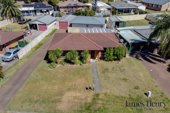 28-28A Melaleuca Drive, Metford, NSW 2323