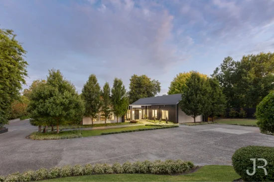 28-30 Beaumont Road, Berwick, Vic 3806