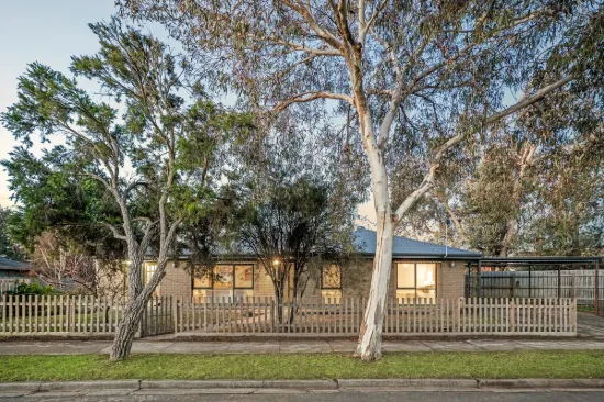 28 Bayside Grove, Seaford, Vic 3198