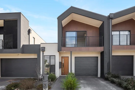 28 Becontree Cres, Strathtulloh, Vic 3338 - For Rent