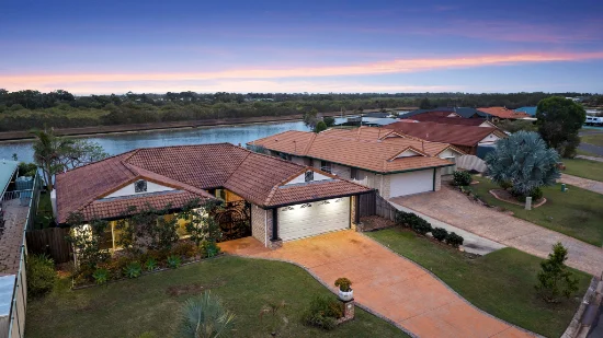 28 Bushlark Avenue, Eli Waters, Qld 4655