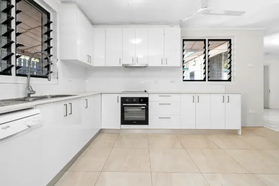 28 Cameron Crescent, Jingili, NT 0810