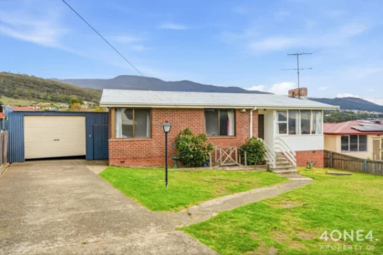 28 Centenary Crescent, Claremont, Tas 7011