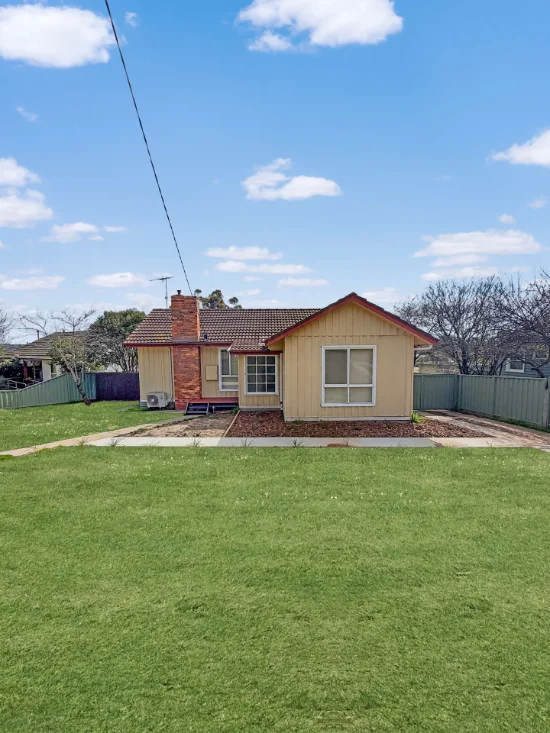 28 Chisholm Crescent, Seymour VIC 3660-Image