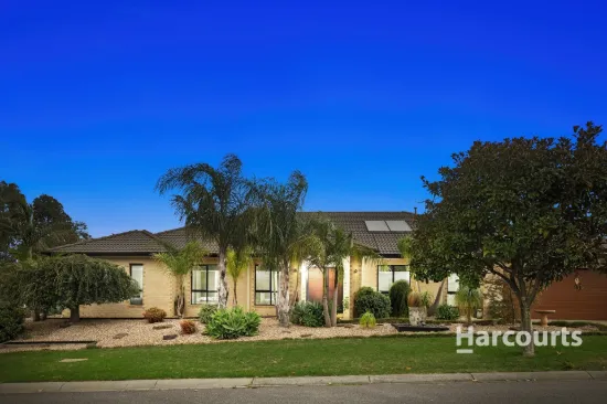28 Clearwater Drive, Pakenham, Vic 3810