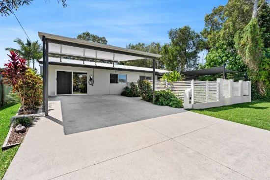 28 Currawong Street, Mudjimba, Qld 4564